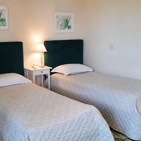 Guest house Chave D'ouro 3*
